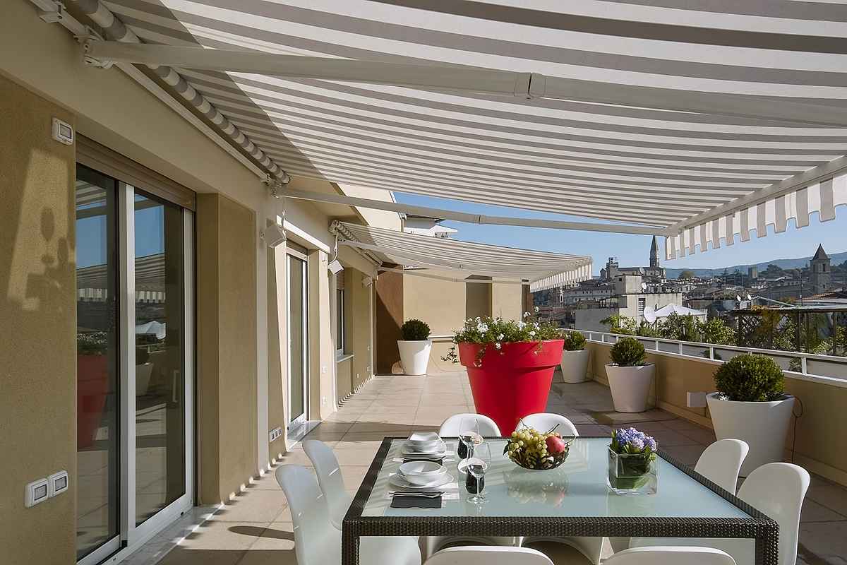 Markiza czy pergola - co wybrać?